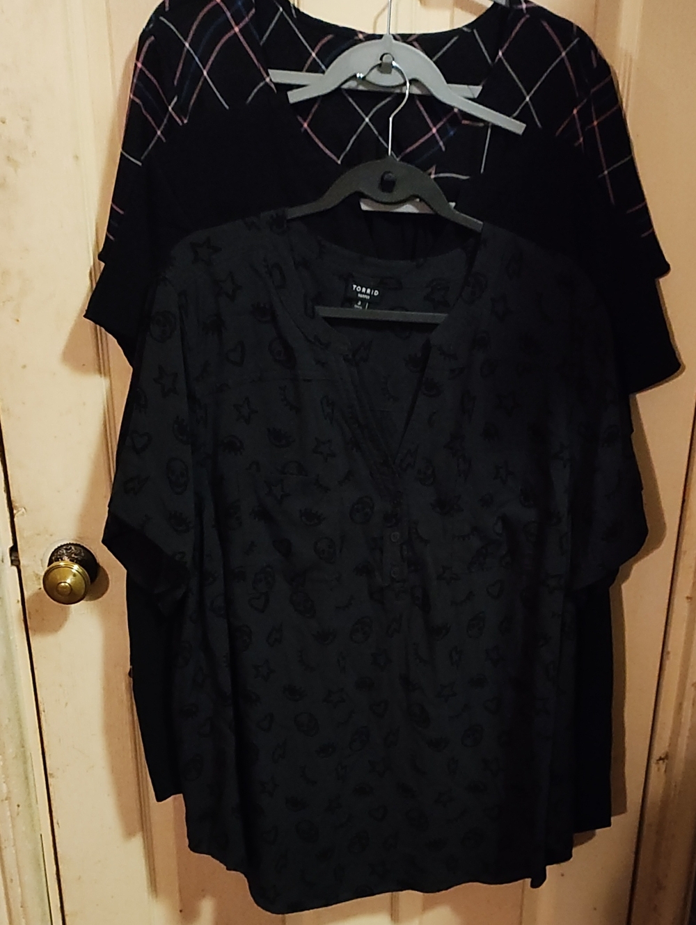 torrid / Maurices Black Short-Sleeve Printed V-Neck Tunic Set Of 3